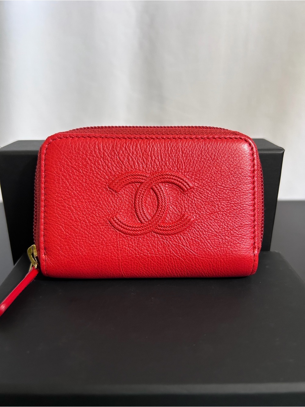 CHANEL Red Leather Zip Card Holder with Embossed CC
